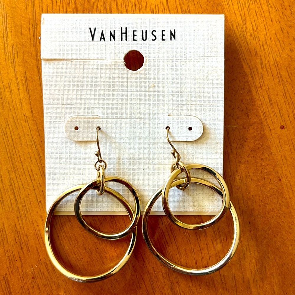 Van Heusen unworn earrings